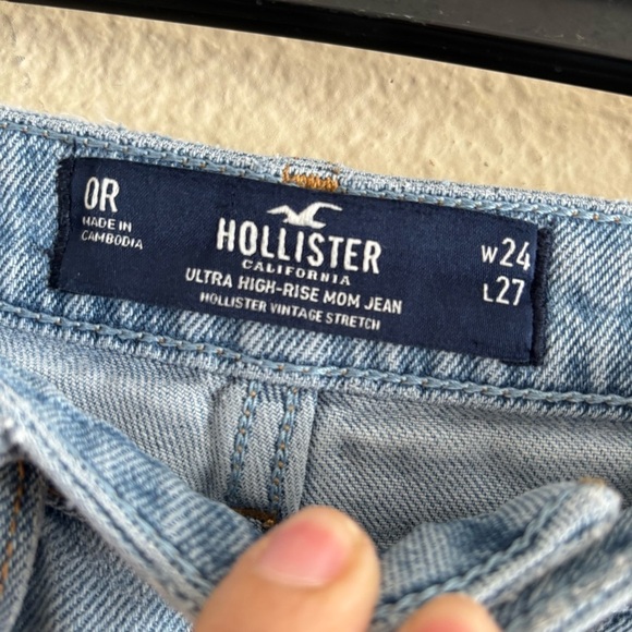 Hollister Ultra High Rise Mom jean Size 0 - Picture 5 of 8